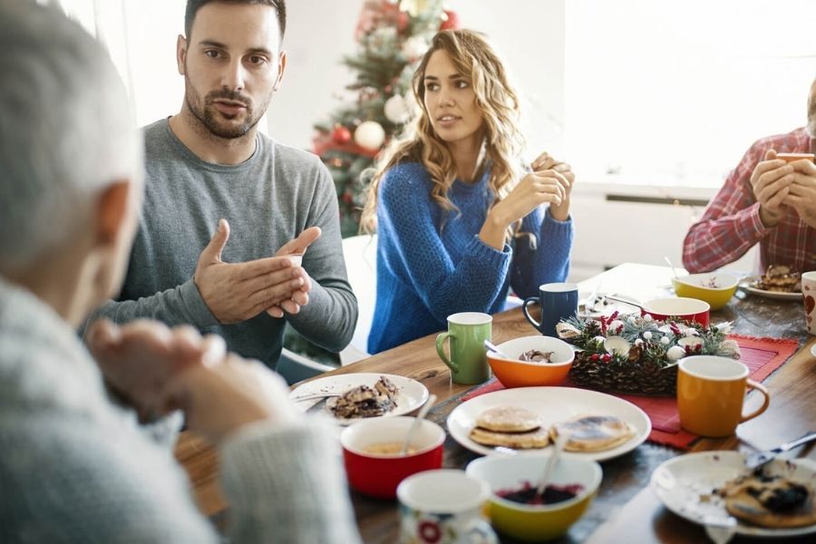 Conversation starters for family gatherings